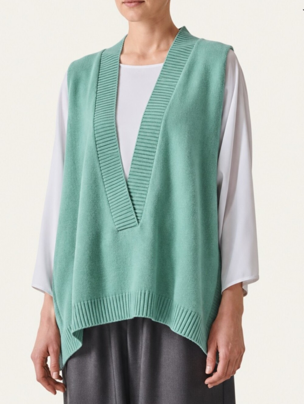 Eskandar Cashmere A-Line Sleeveless Deep V-Neck Sweater Laganlook NWOT